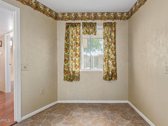 3rd image of 10146 W CAMPANA Drive