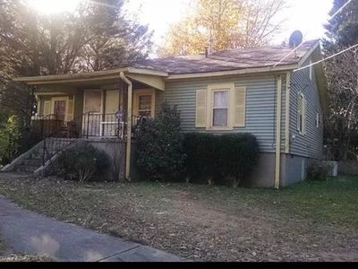 821 N 9th St, Griffin, GA, 30223