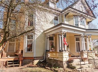 526 Woodlawn Ave, Zanesville, OH 43701