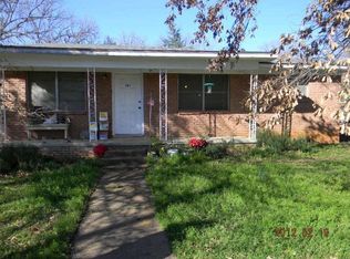 201 Kenwood Rd, Palestine, TX 75801