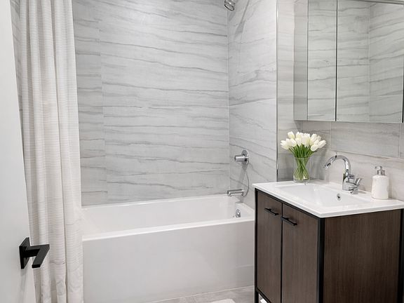 4th image of 2911 Avenue D #1B