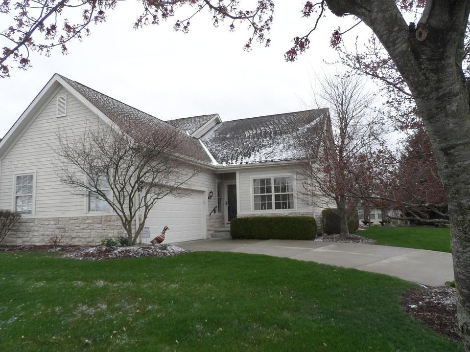 1st image of 329 Wyndham Park N