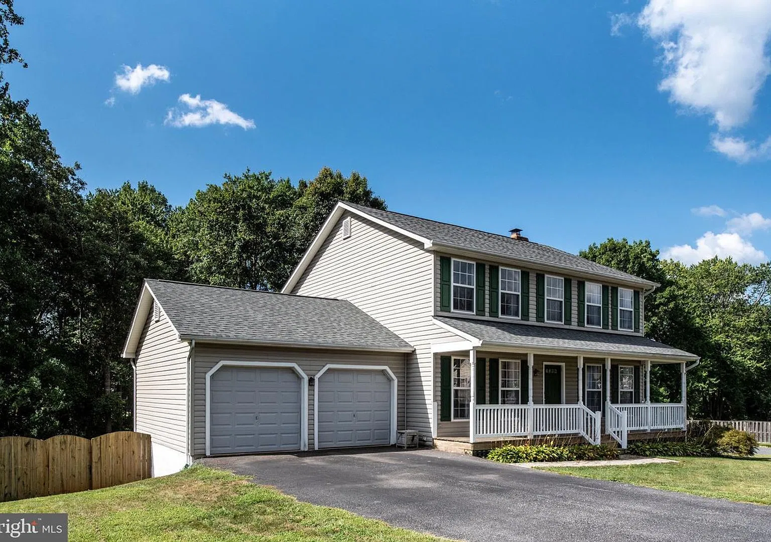Minutes To Quantico's Tbs Gate - Huge 5 Bedroom Stafford Home — Photo 2
