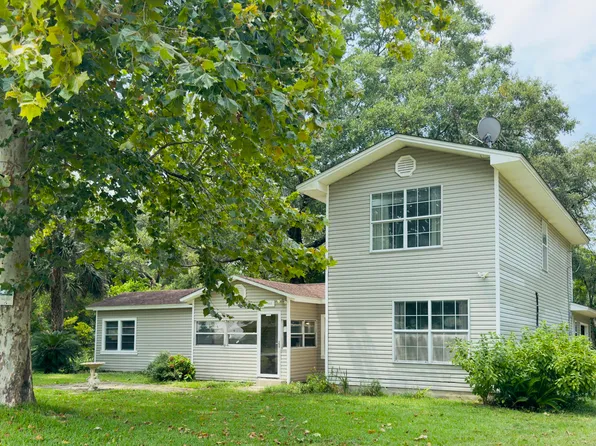 1544 Cedar St, Niceville, FL 32578