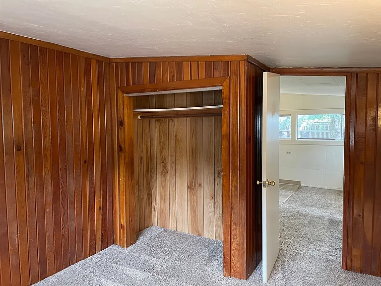 35 Maple St — Photo 13
