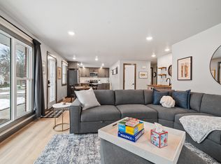 1418 S Ridge Rd, Green Bay, WI 54304