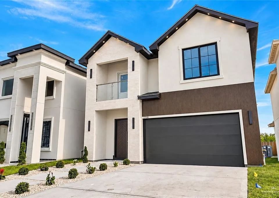 2708 E Solar Dr