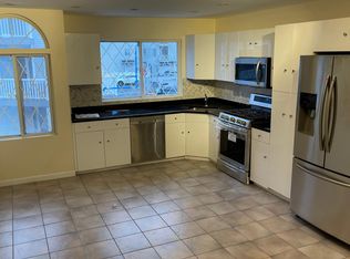 61 Simmons Loop, Staten Island, NY 10314