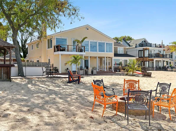 23 E Shore Drive, Bayville, NY 11709