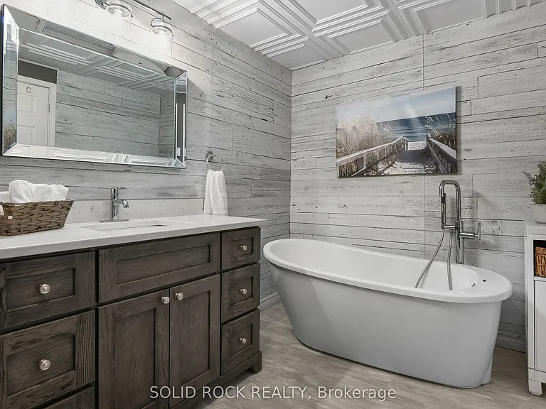 2496 River Rd — Photo 30