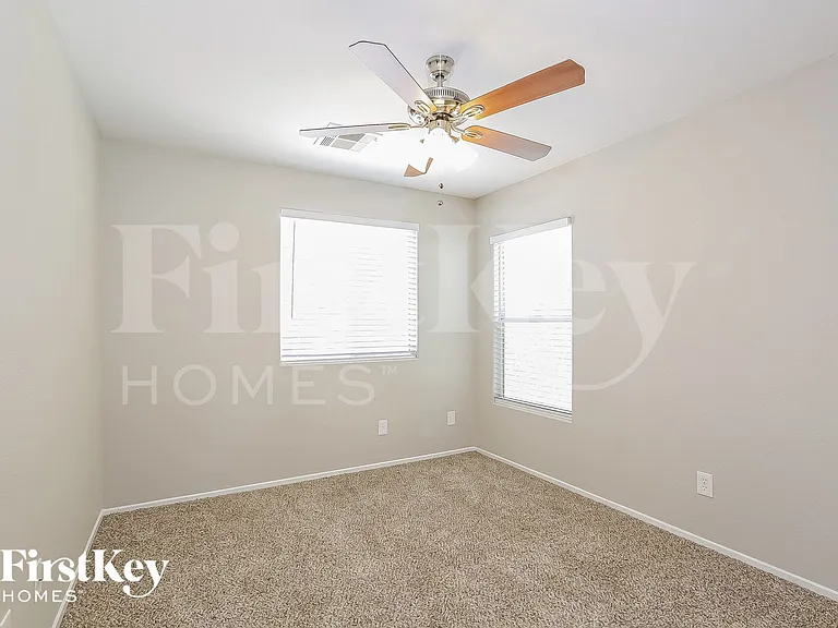 9120 Patrick Henry Ave — Photo 12