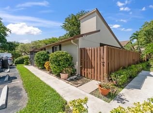 22295 Timberly Dr, Boca Raton, FL 33428