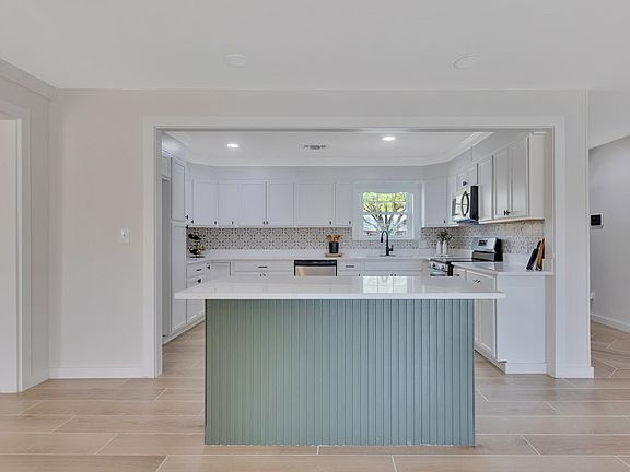 3rd image of 5 Quail Run