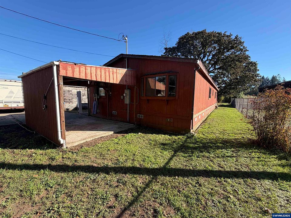 1st image of 1901 Kalmia St