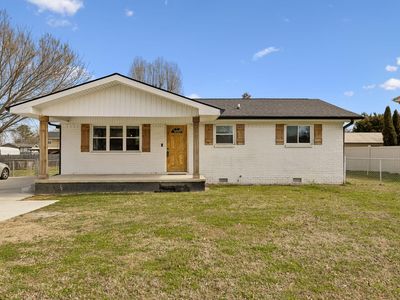 697 Cross St, Rossville, GA, 30741