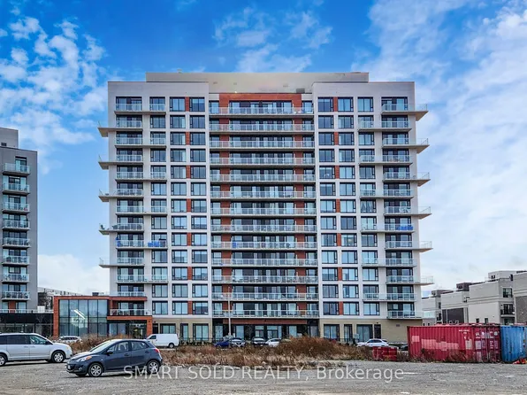 2 David Eyer Rd #626, Richmond Hill, ON L4S 0N6