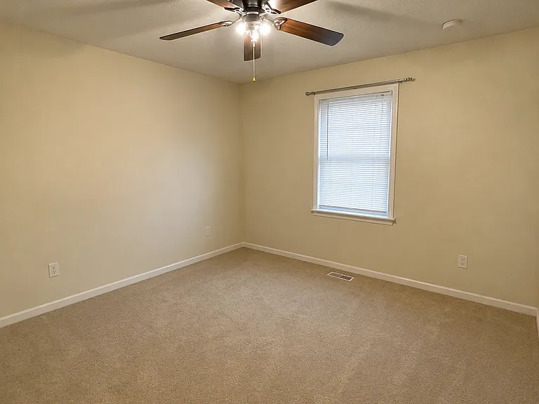 3805 S Valmore Ave — Photo 19