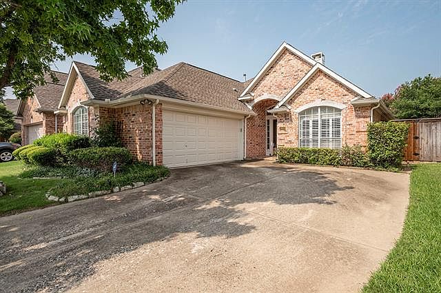 1st image of 18683 Gibbons Dr