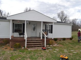 172 Hobbs St, Arlington, KY 42021