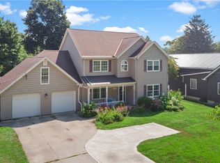 728 Bowhall Rd, Painesville, OH 44077