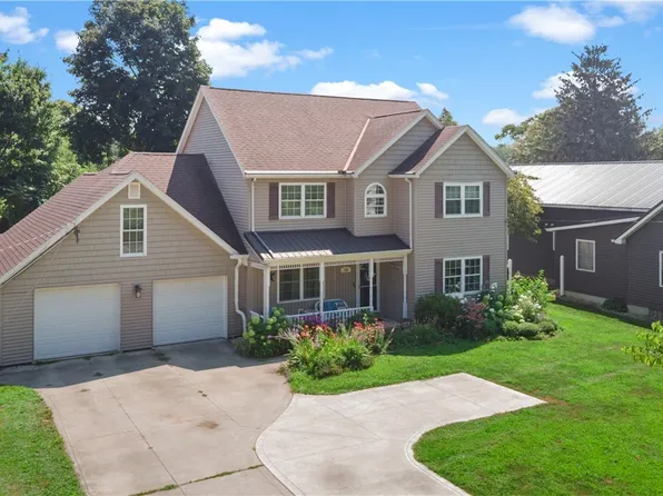 728 Bowhall Rd, Painesville, OH 44077