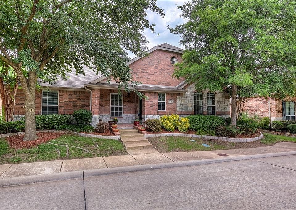 1st image of 675 Woodland Way