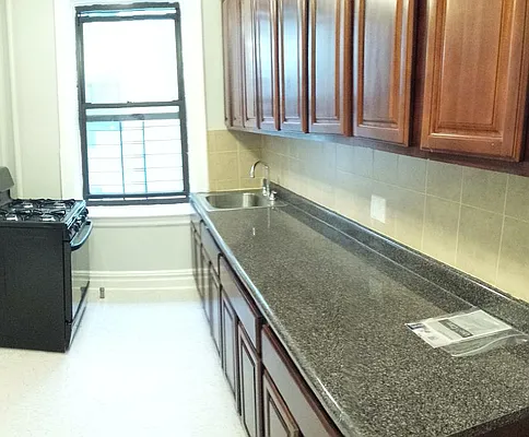 Rented by Mendy Realty Inc | media 9