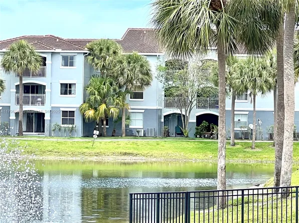 150 96th Ave #9208, Pembroke Pines, FL 33024
