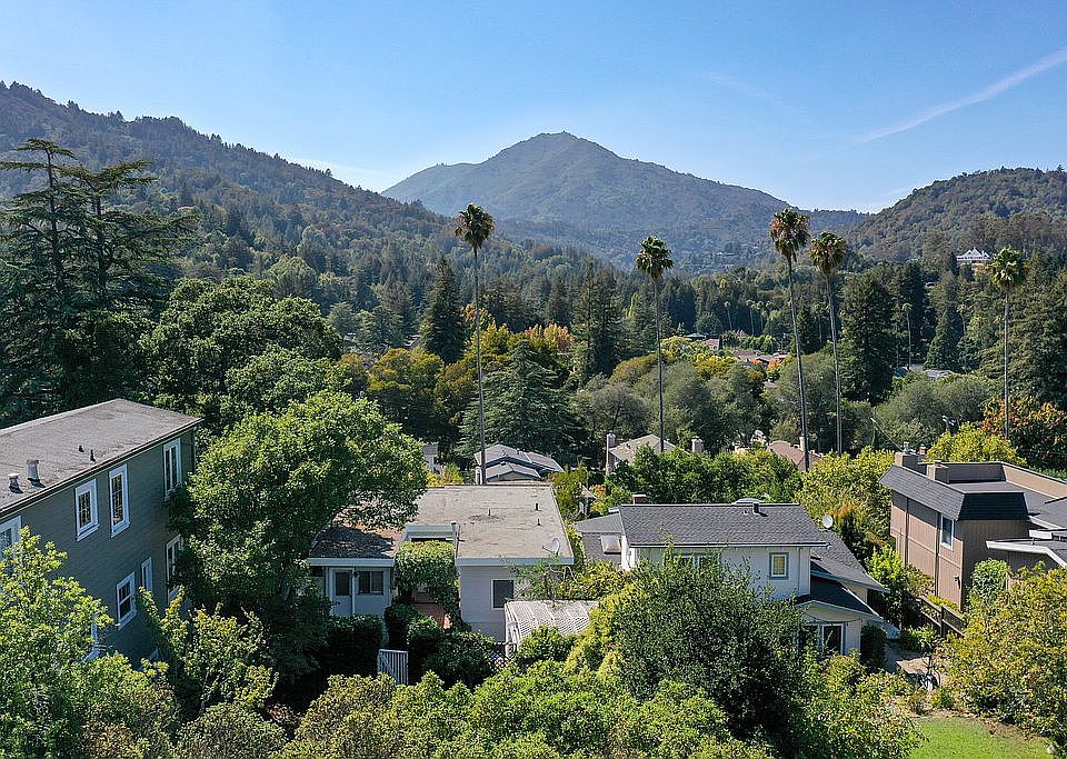 2nd image of 22 Loma Vista Ave