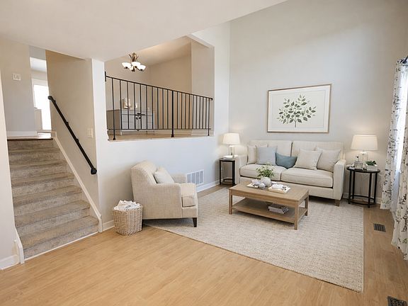 3rd image of 12218 Aspen Ct