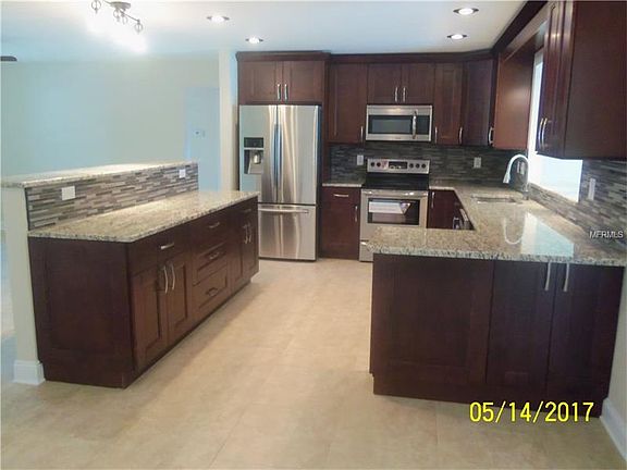 4th image of 13920 87th Ave