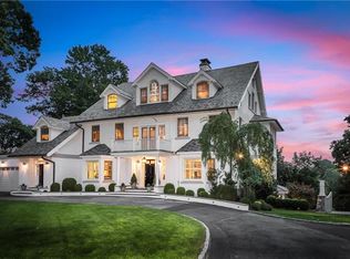 19 Valley Ridge Rd, Harrison, NY 10528