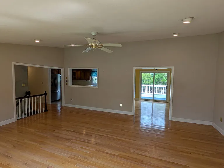 9 N River Dr — Photo 5