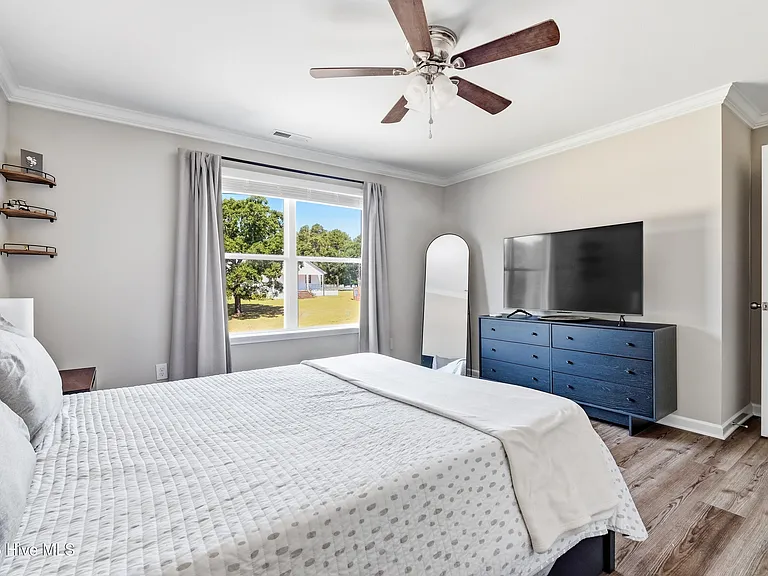 595 Bryant Rd — Photo 24