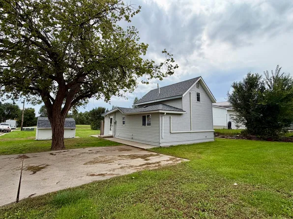 501 W 1st Ave, Fort Pierre, SD 57532