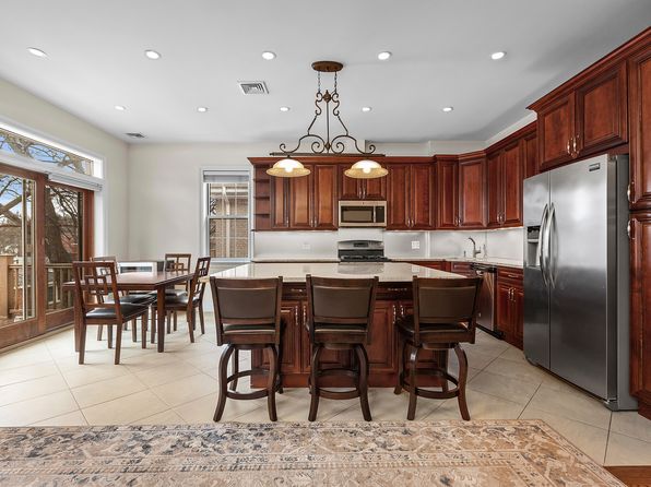 6047 Huxley Ave Floor 3