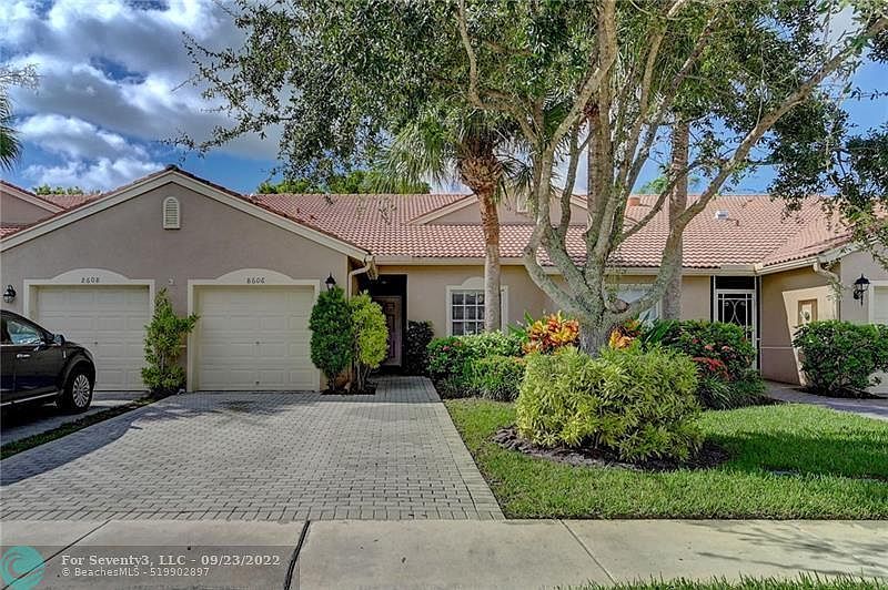 1st image of 8606 Logia Cir #8606