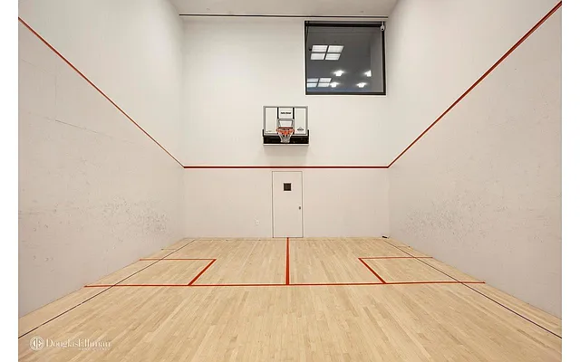 Rented by Douglas Elliman | media 8