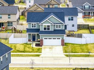 1607 Oliger Dr, Mahomet, IL 61853