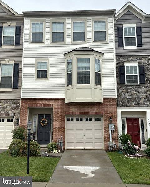 1st image of 8463 Randell Ridge Rd