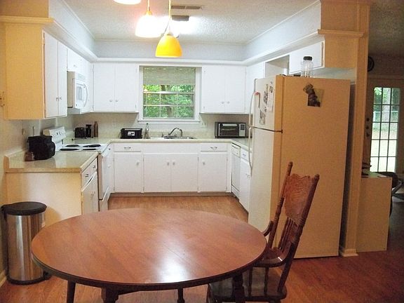 5th image of 1521 Shelton Dr