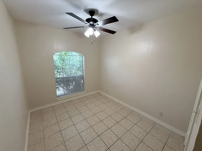 1420 Musser St — Photo 9