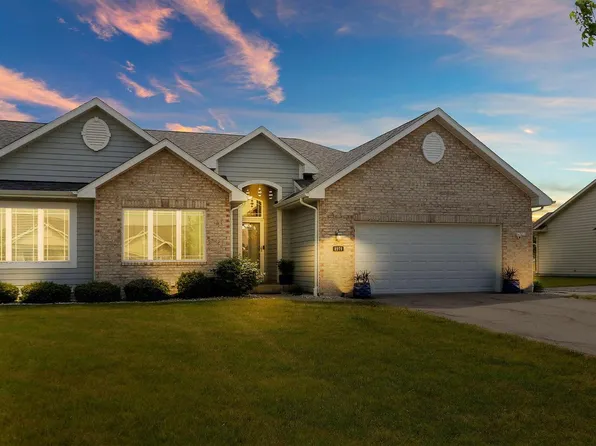 8979 62nd AVENUE, Pleasant Prairie, WI 53158