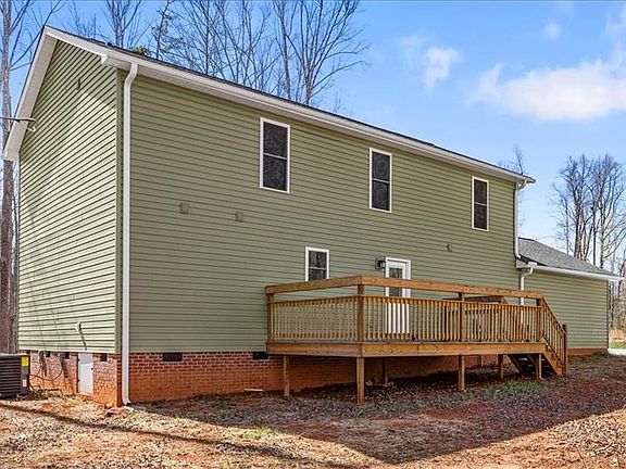 4th image of 3219 Hines Chapel Rd