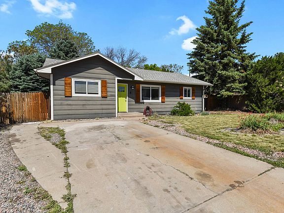 3rd image of 8085 Lowell Blvd
