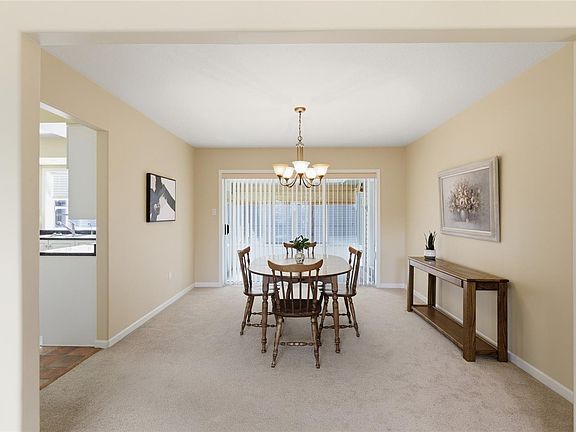 5th image of 788 Stanhope Rd