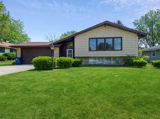 3331 Monarch Dr, Racine, WI 53406