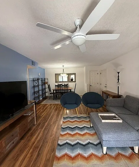 601 W San Mateo Rd #97 — Photo 5
