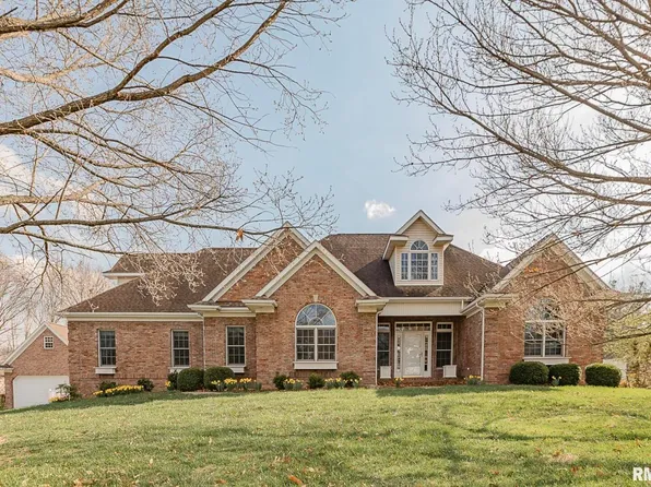 1400 Belle Terre Ct, Herrin, IL 62948