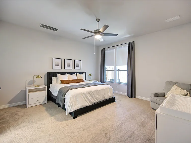 4110 Sherman Oak Ln — Photo 28